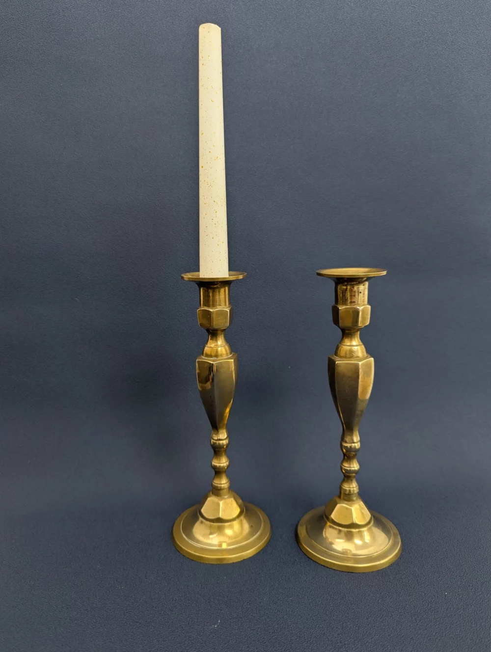 Pair of gilded brass candlesticks - Image 5