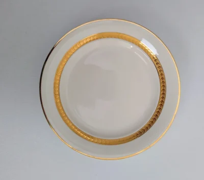 Assiettes à dessert vintage Villeroy et Boch liseré doré Villa Brieg vaisselle chic art de la table