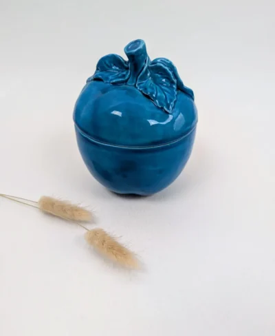 boite pomme en céramique bleu turquoise