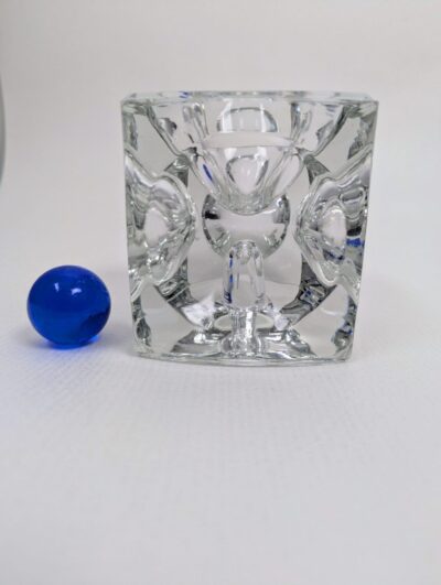 Cendrier cube vintage Daum France cristal massif bille bleue Villa Brieg objet de décoration design