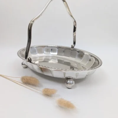 Corbeille à anse en métal argenté vintage Regis Plate
