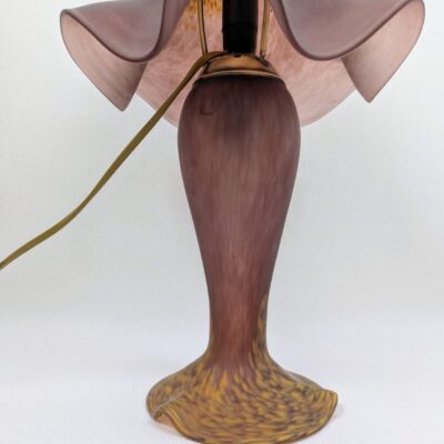 Lampe Art Nouveau en pâte de verre couleur aubergine