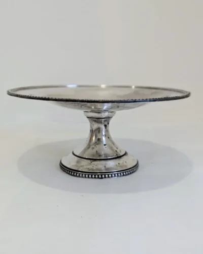 Centre de Table sur pied en métal argenté