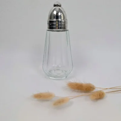 Sucrier en verre à facettes et métal argenté signé Orfèvrerie Christofle