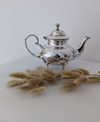 théière en métal argenté vintage