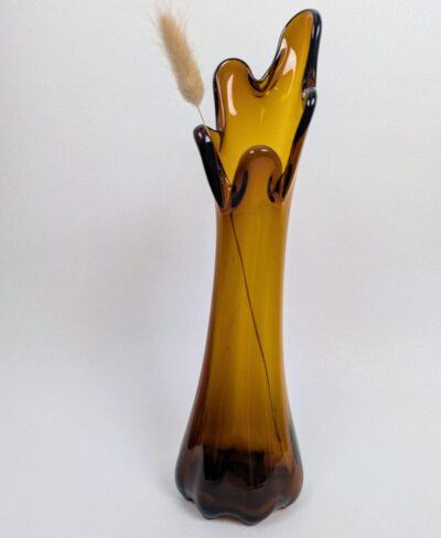 Vase verre soufflé ambré 60s – Cinq doigts