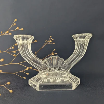 bougeoir en cristal à deux branches style Art déco