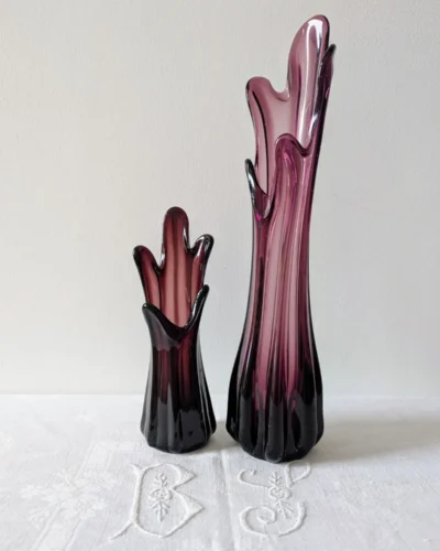 paire de vases en verre souffle vintage parme