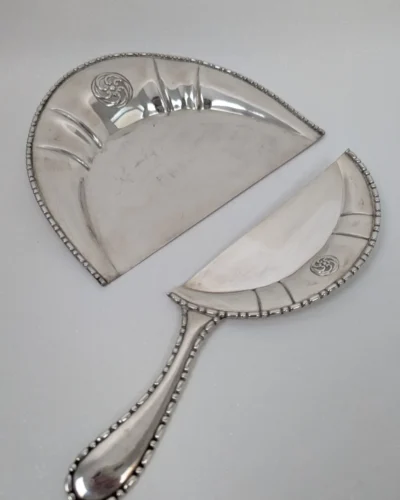 ramasse miette et sa pelle en métal argenté maison Galli Christofle