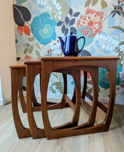 Tables gigognes en teck design vintage scandinave