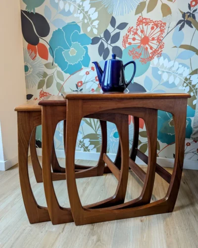 Tables gigognes en teck design vintage scandinave