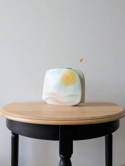 vase en porcelaine de Virebent modèle virgule