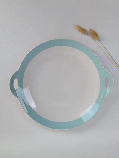 Plat à tarte en céramique signé Luneville, blanc et vert d'eau