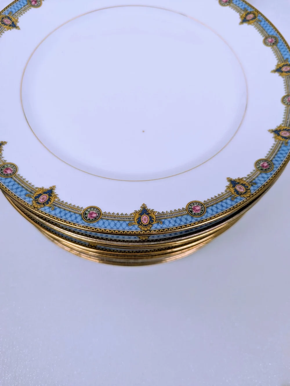 Set of 10 Limoges porcelain dinner plates - Image 4