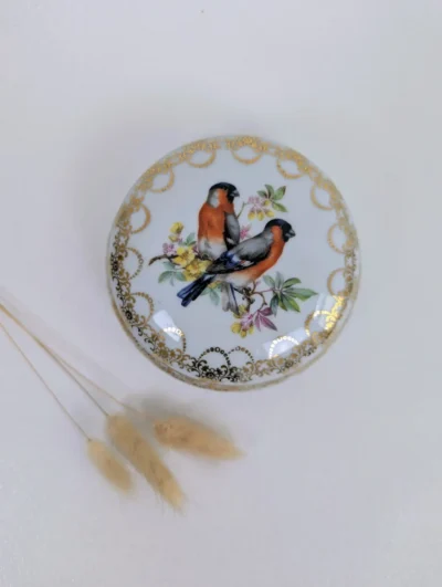 Boîte à bijoux en porcelaine de Limoges