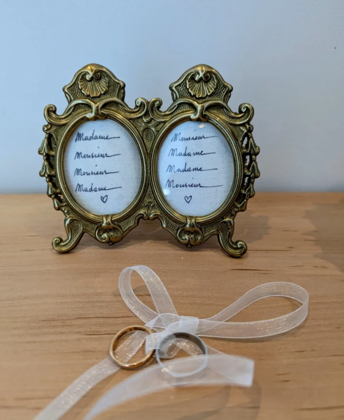 Cadre photo double ovale en laiton doré