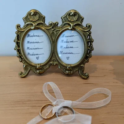 Cadre photo double ovale en laiton doré