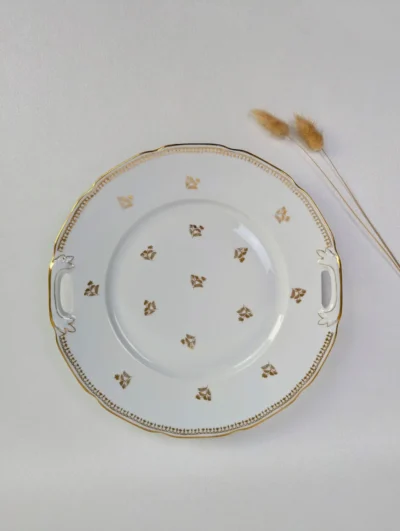 Plat à dessert en porcelaine de Limoges maison Lamotte