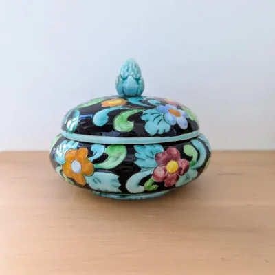 Boîte en céramique colorée signé CERART Monaco