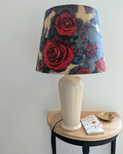 Pied de lampe Ikea vintage et abat jour fleuris