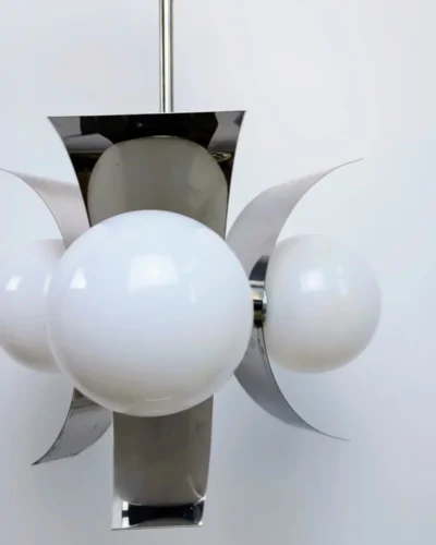 Suspension Space Age vintage 70's en chrome et 3 sphères rondes.