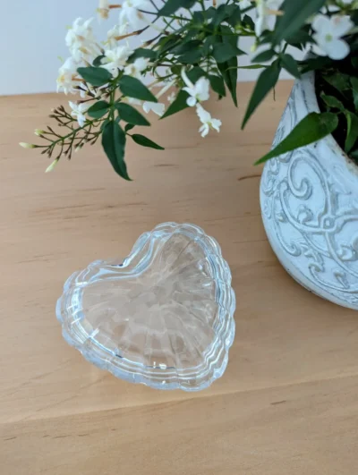 Boîte cristal en forme de cœur
