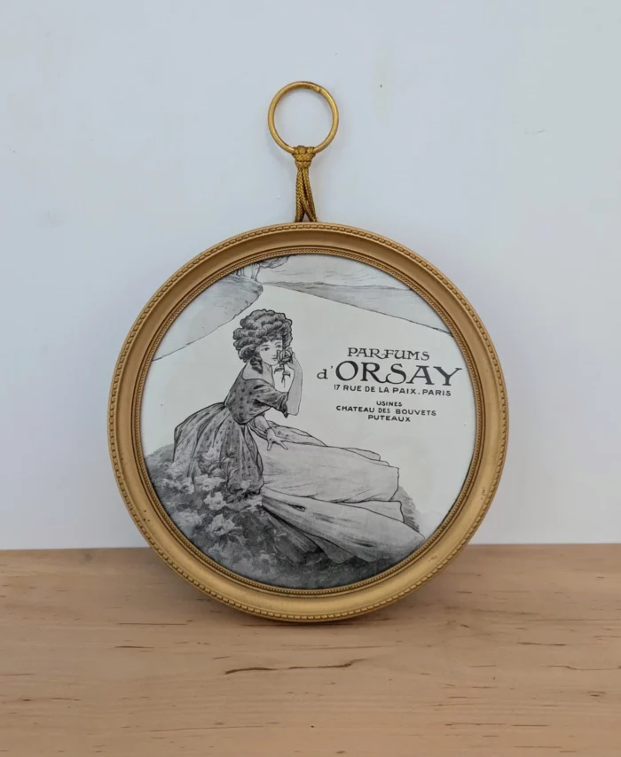 Art Nouveau round frame