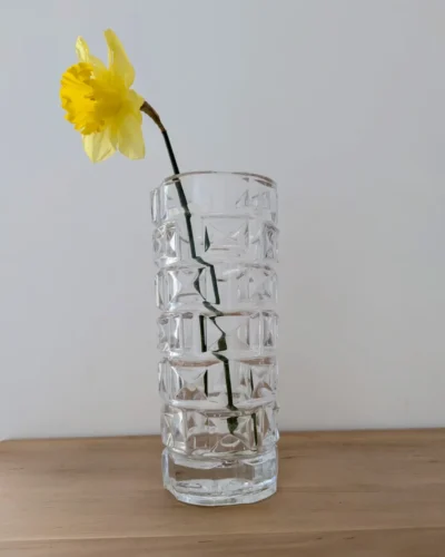 Vase rétro aux formes géométriques en cristal d'Arques