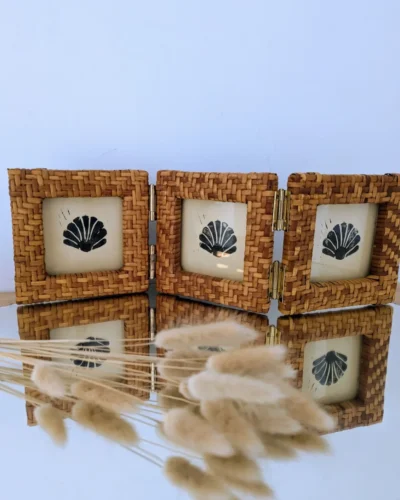 Triptyque de cadres photos en rotin tressé vintage