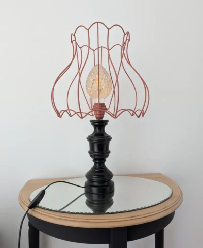 lampe à poser vintage upcycling pied bois noir