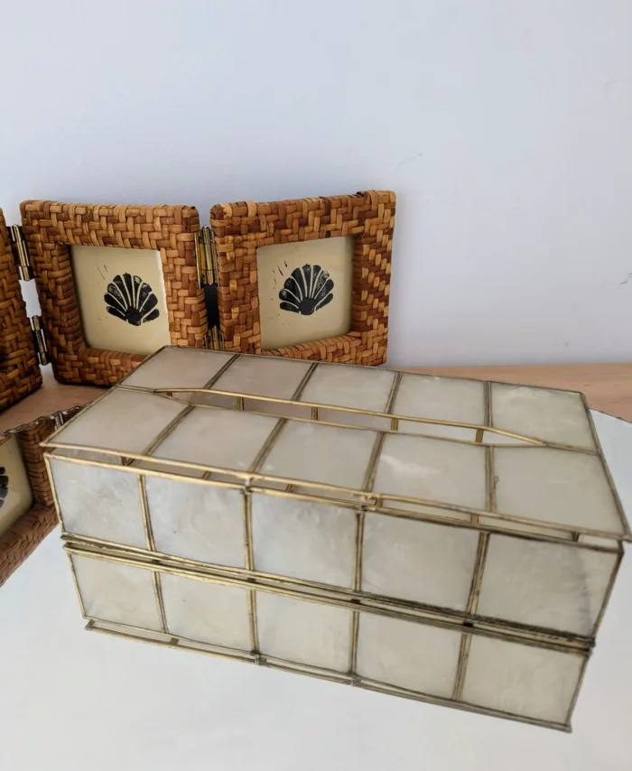 boite vintage en nacre et laiton