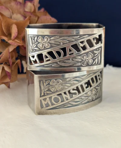 ronds serviette Madame Monsieur métal argenté années 30