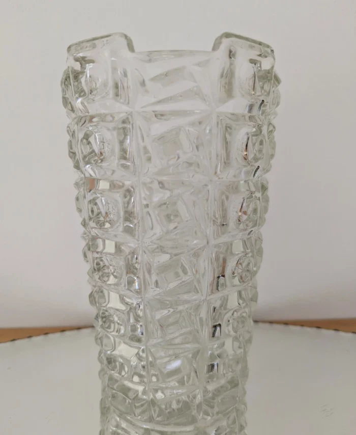Vase Sklo Union verre moulé vintage Tchécoslovaquie