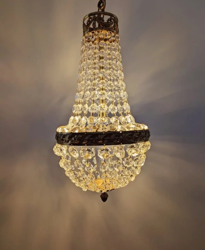 Lustre montgolfière à pampilles vintage verre et métal doré - Villa Brieg