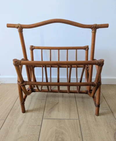 Porte-revues en rotin vintage brun