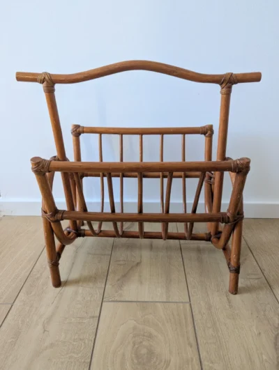 Porte-revues en rotin vintage brun
