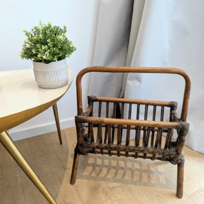 porte-revues vintage rotin brun