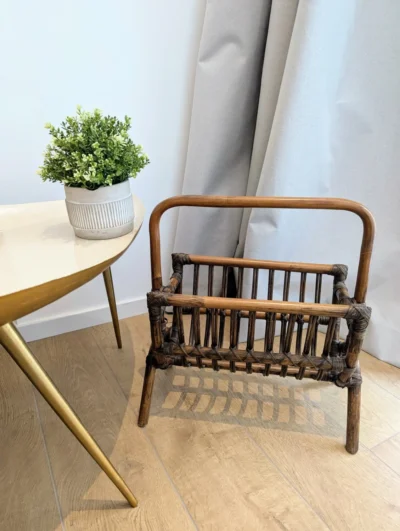 porte-revues vintage rotin brun