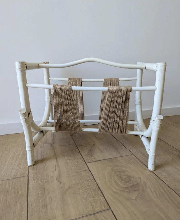 Porte-revues blanc ficelle jute upcyclé vintage
