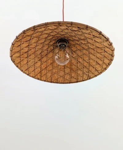Suspension rotin vintage brodée, conique restaurée