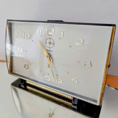réveil vintage JAZ modèle discreto mécanique