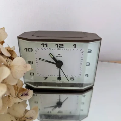 réveil vintage Vedette à quartz