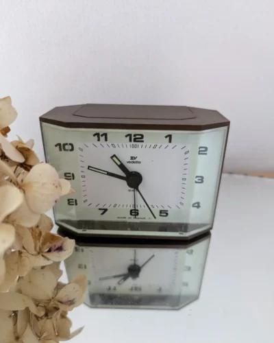 réveil vintage Vedette à quartz