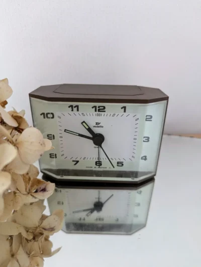 réveil vintage Vedette à quartz