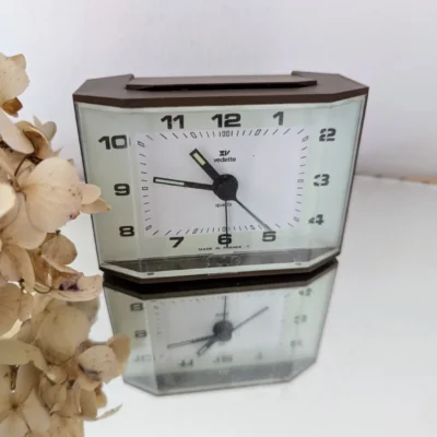 réveil vintage Vedette à quartz