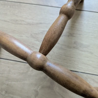 tabouret tripode bois