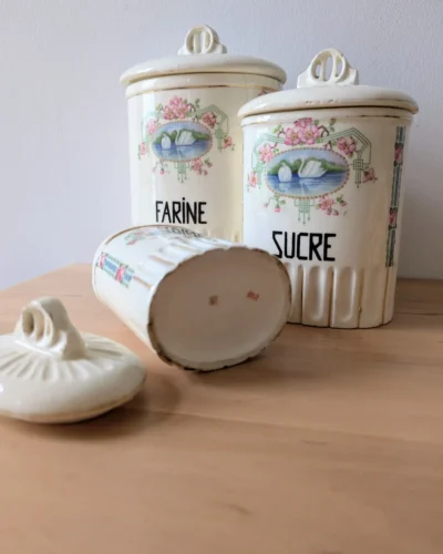 Ensemble de pots anciens farine sucre thé faïence française années 1930