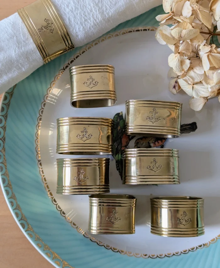 ronds de serviette en laiton vintage