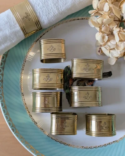 ronds de serviette en laiton vintage