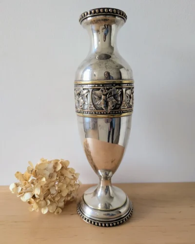 vase ancien métal argenté décor vigne